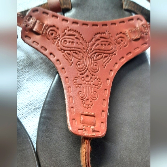 Leather Mudd Sandles Size 12 - Picture 3 of 6